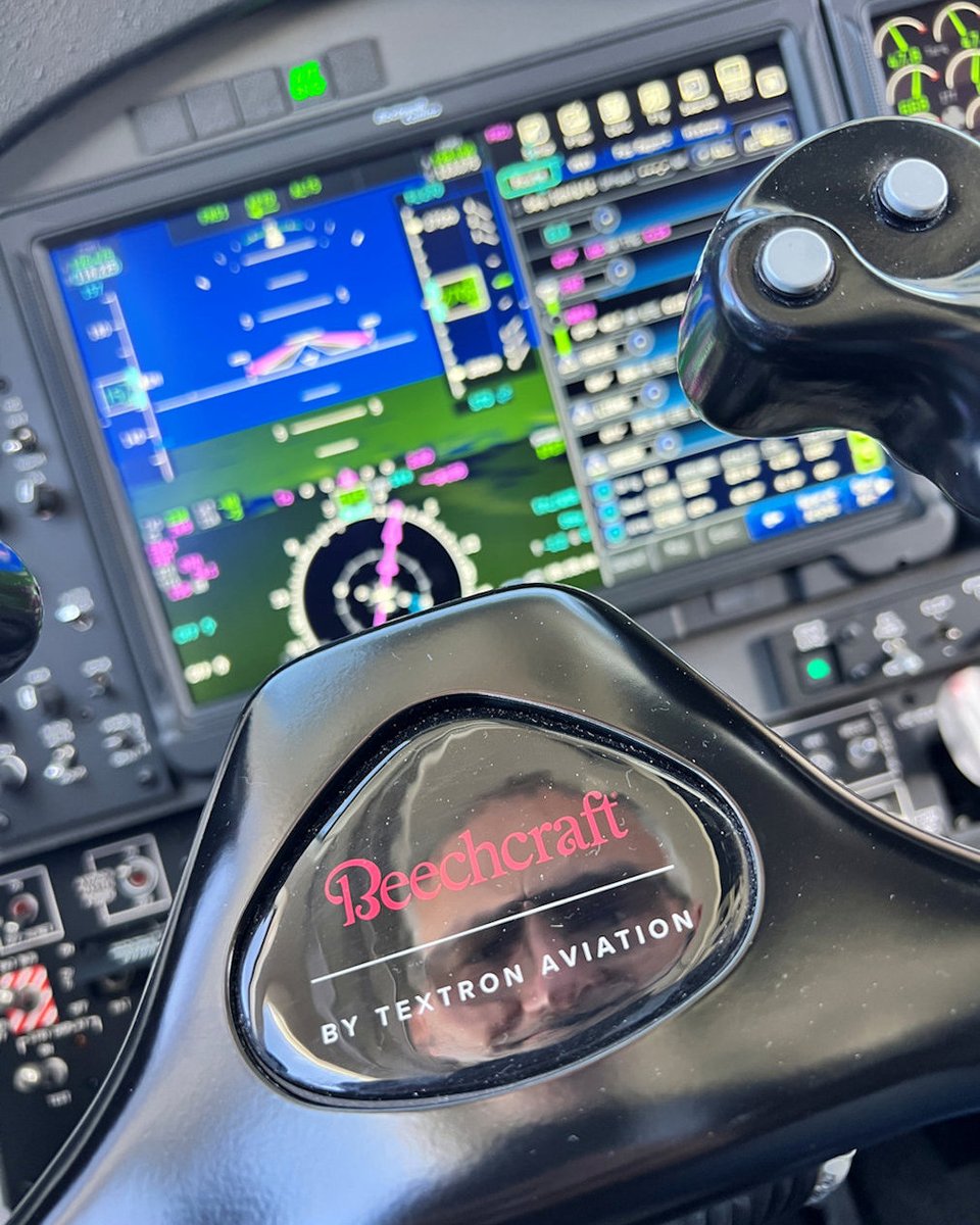 Kaircraft's tweet photo. Ist Ihr Checkflug fällig? Gern nehme ich Ihnen diesen zur Verlängerung Ihres SEP / MEP / King Air 90-1900 auf Ihrem Flugzeug ab https://t.co/HhYUE3Fk00  #kaircraft #aviation #checkride #checkflug https://t.co/KnJVD1IjLN