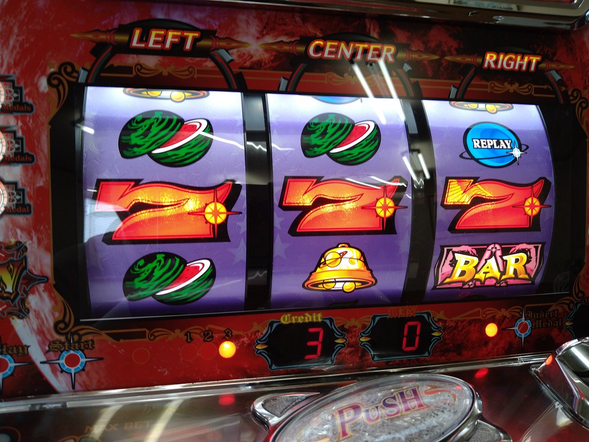 TAIHO_MIYOSHI's tweet image. こんにちパ😊
#ヤーマ 様のスロット新機種
#シリウス (SIRIUS)
見せて頂きました🤗

見た目はシンプルだけどボーナスの連続は一見の価値あり！？
#LOOP83 とは！？
登場が待ち遠しいですね🤗

本日も営業しております。
ご来店お待ちしております🙇