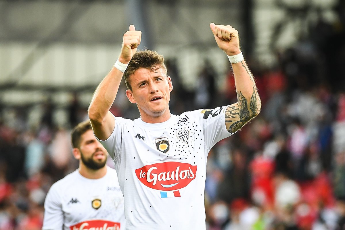 Pierrick15 (@pierrickcapelle) on Twitter photo Merci à tous pour vos nombreux messages d'anniversaire. 😁🥰
❤ sur vous. Merci à tous pour vos nombreux messages d'anniversaire. 😁🥰
❤ sur vous.