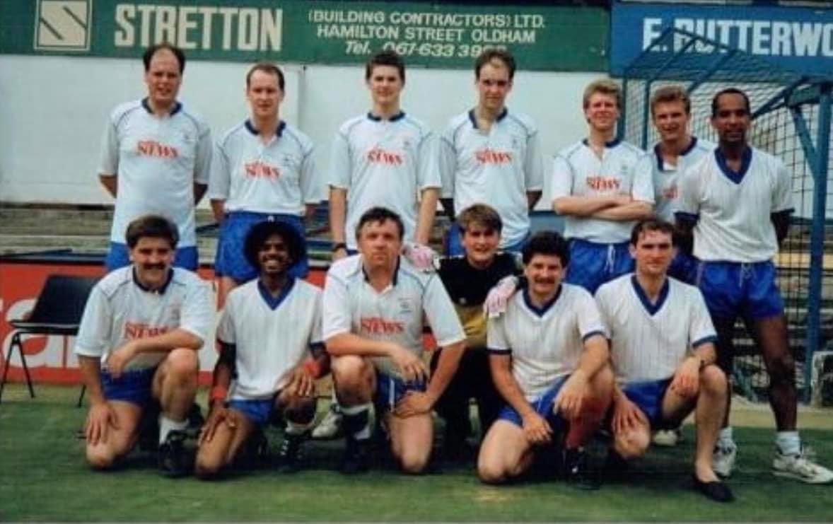 IanYeomans3's tweet photo. @talkSPORT @nigelpearson So shocked to hear the news, our thoughts are with all the family. So proud to have been your friend #RIPNige https://t.co/5gbLH4EDIa