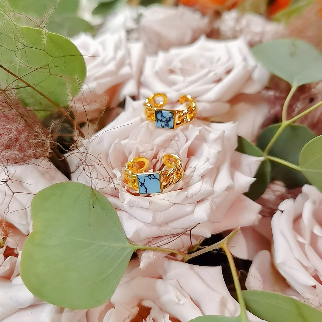 ChicoA_Jewelry's tweet image. Each one is the only one in the world. Just like you, unique and fantastic.etsy.com/hk-en/shop/Chi…
#etsyshop #openable #ring #turquoise #giftideas