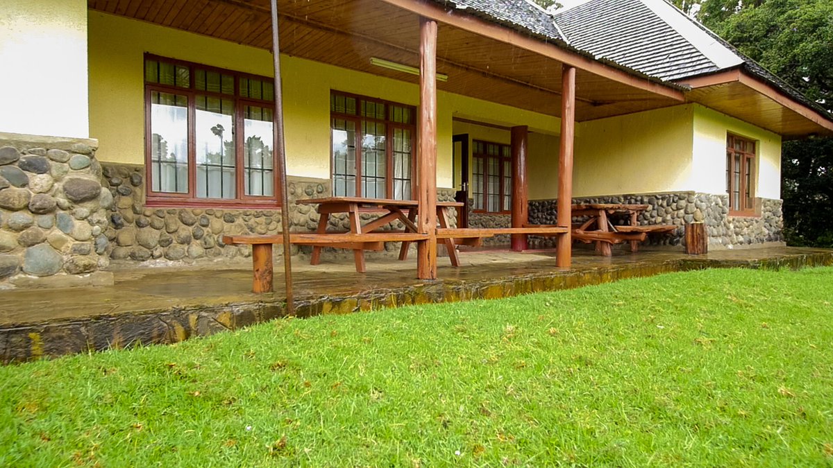KWSKenya's tweet photo. Need an out of town getaway with family or friends this Easter?

Zuru KWS Parks &amp; discover Zuru Homes such as Batian in @KwsMtkenya, Kinna in @meru_park , Naishi in @KWSLakeNakuru or Marsabit Zuru Home which are set up on select and prime locations… https://t.co/hyCRCIESKJ