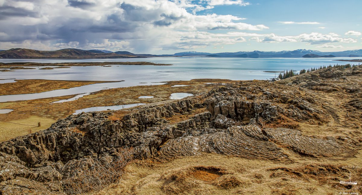 blas789's tweet photo. Prachtig gestold lava overblijfsel van een oude eruptie op de westelijke rand van de #tektonisch #Euraziatische plaat.
In #Þingvellir, #IJsland.

Prachtige HR-foto voor decoratie van woon- of werkvertrek?

#Fotografie #Travel #Geologie #Vulkanisme #Platentektoniek https://t.co/x8muhFHY6J