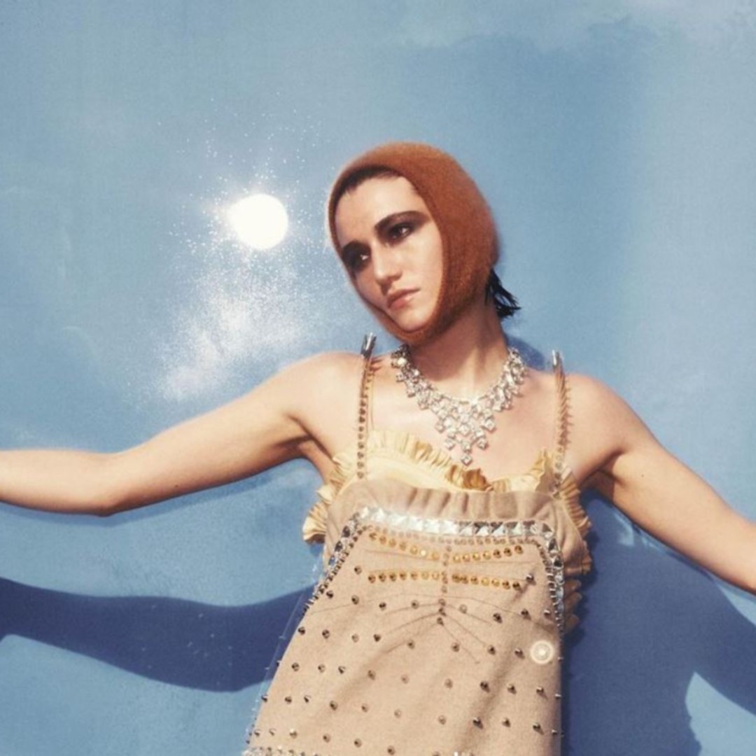 Sunny Saturday Mood ☀️ Styled by <a href="/hwirgman/">Hamish Wirgman</a> #Simonharrisonjewellery #sunnysaturday #jewellerystyle #jewellery