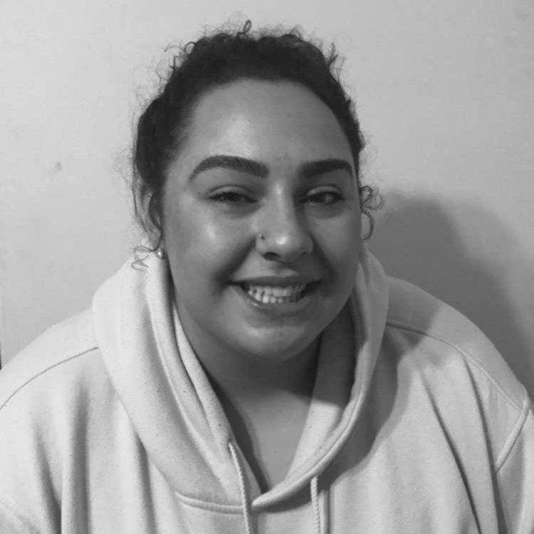 MandevilleJada's tweet photo. This is Breanna, a #transfer student here at UNR in her first semester as a Social Work Major. I ran into her while she was walking her cute dog #Humansofunr #rsj108 https://t.co/XxhLvB71Nr