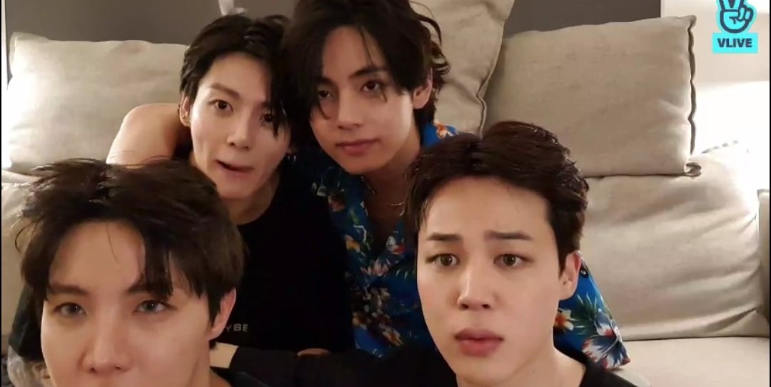 เอ๋ง tweet media