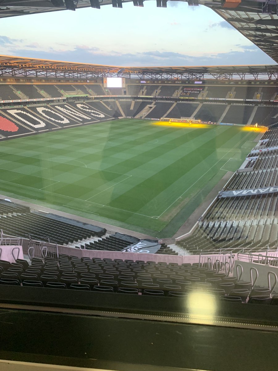 josimkins's tweet photo. @swfc @MKDonsFC We’re already here waiting. Pitch is ready ⚽️🔵⚪️🦉#swfc https://t.co/lJjyqyhg7s