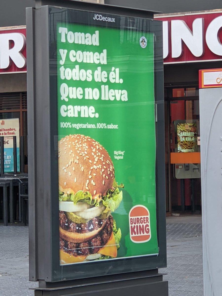 Polémica en redes campaña vegetariana de Burger King: "Tomad y comed todos de él, que no lleva carne" Fcinco - F5