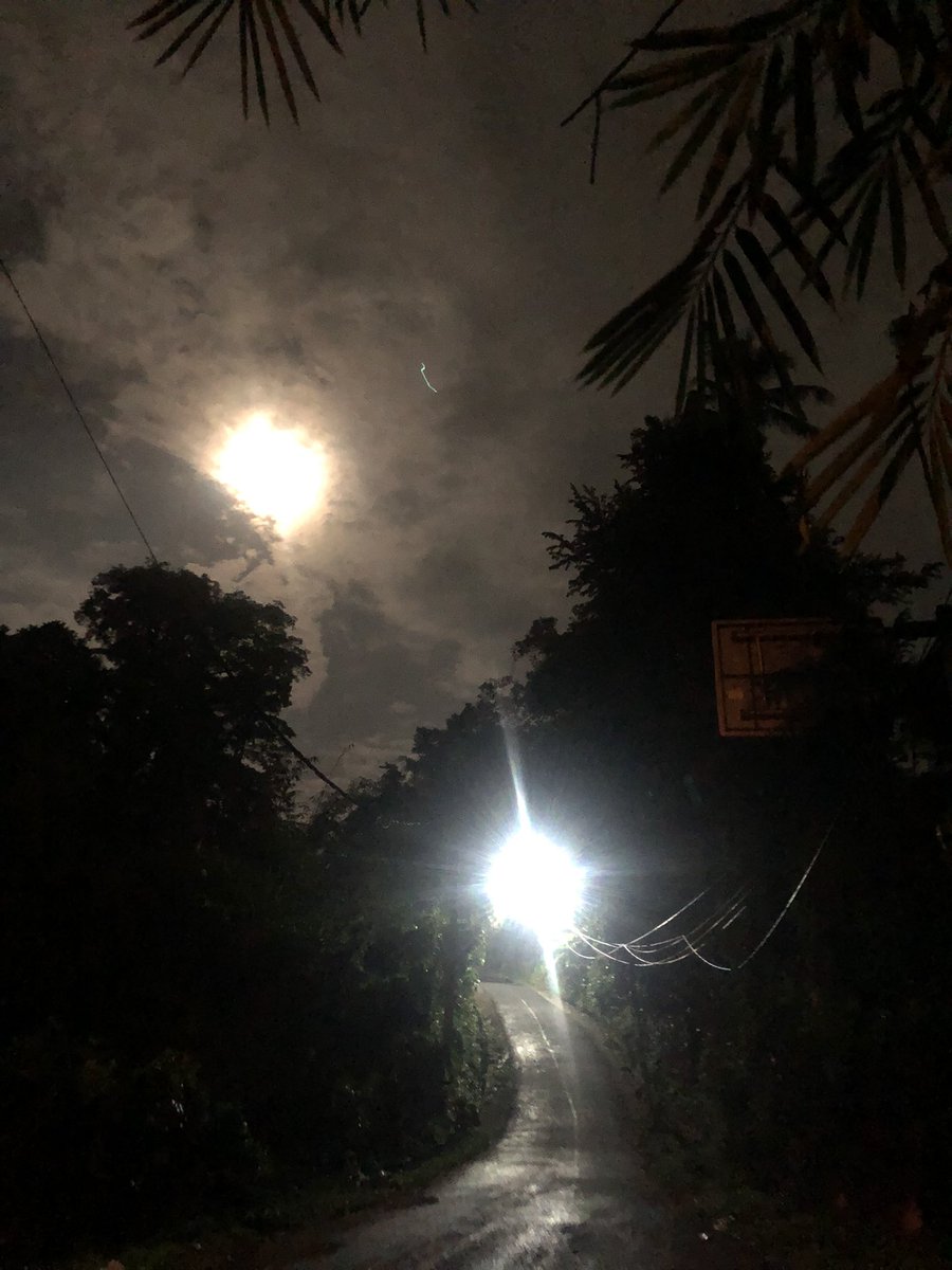 yongjuart's tweet photo. Cardinal fairness
Decisive leap
Test of time
But reach for the stars 
Happy full Moon in Libra ^^ #fullmoon #libra #PowerOfThePeople #Discord #Justice #LetTheEarthBreath #pluto #uranus #eris #northnodeintaurus #stars https://t.co/pUKiauioFs