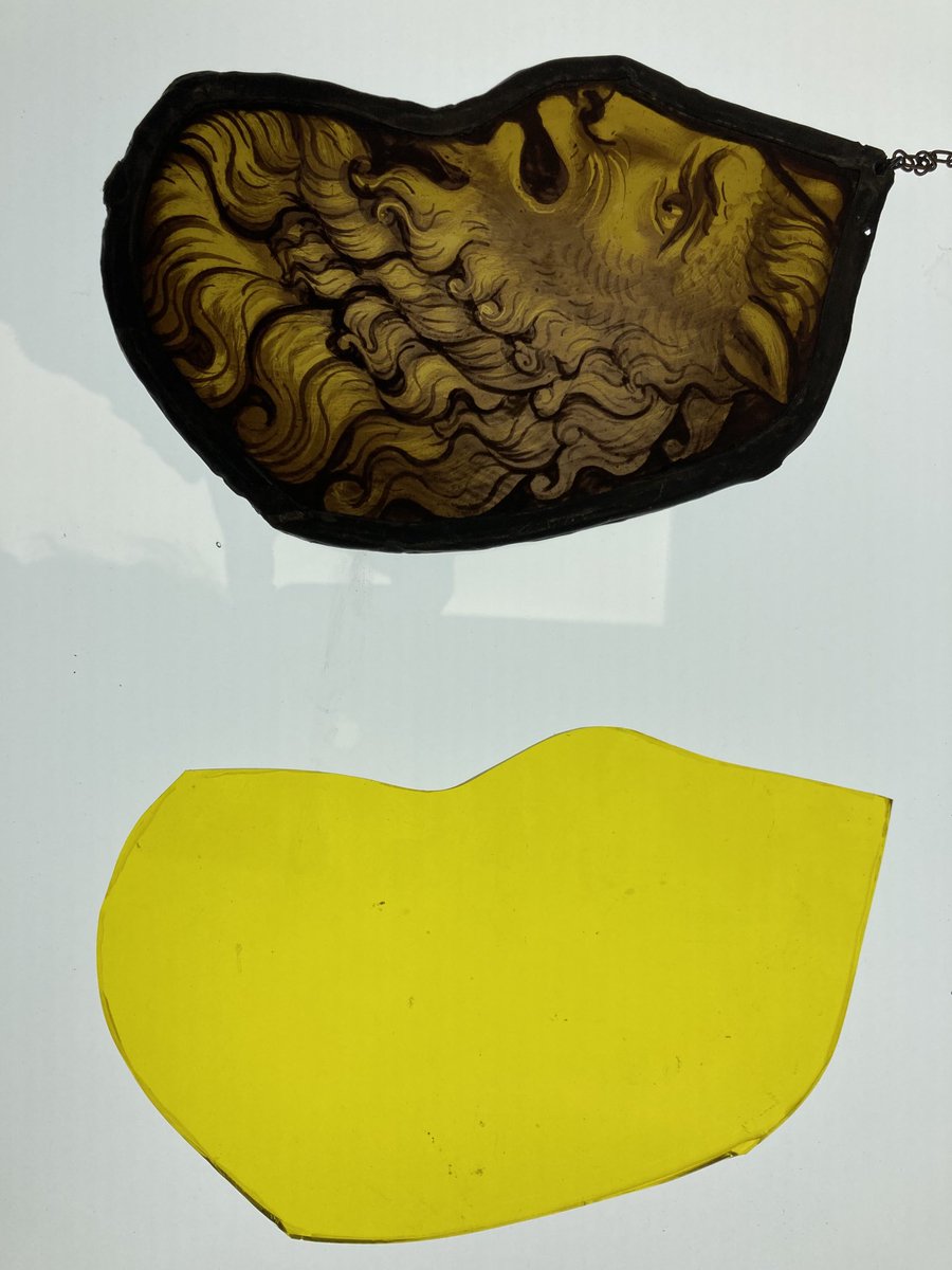 EllenLuxnova1's tweet photo. Ha! Now what….🥰 #stainedglass #glassart #restoration #studentassignment ⁦#littlelion #paintingonglass @BSMGP⁩ ⁦@WorshipGlaziers⁩ ⁦@StichtingNCE⁩ https://t.co/bu8k6q5Xou