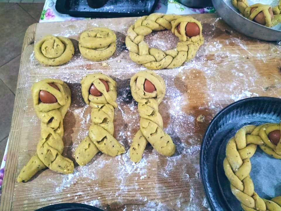 calabriaonline's tweet photo. ๐ Buongiorno a tutti e buon #SabatoSanto di preghiera e riflessione. Oggi #cuzzupe della tradizione di #Pasqua e #Pasquetta ๐ฃ. #Calabria #SudItalia #Tradizioni #Easter #Travel #Viaggi #Turismo https://t.co/DDdNdQ3WbB