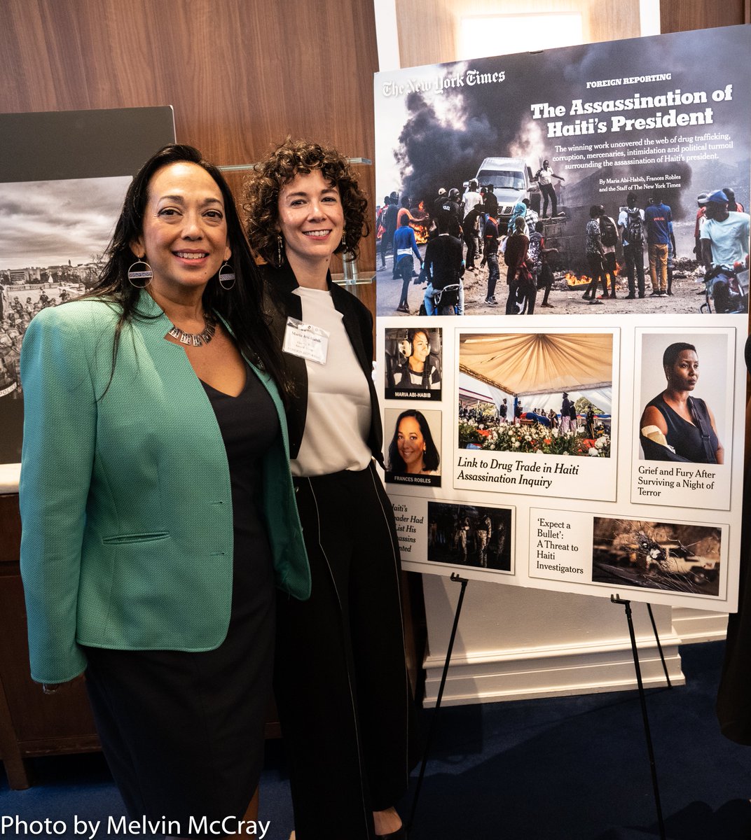 MelMcCray's tweet photo. Maria @Abihabib, @FrancesRobles &amp; staff @nytimes won the @PolkAwards for defying danger to reveal concealed aspects of the murder of Haitian
president Jovenel Moïse. Their detailed accounts attributed the assassination to a plot by drug
traffickers. https://t.co/xLkBH4ZccZ #Haiti https://t.co/CPeyA7n1Yl