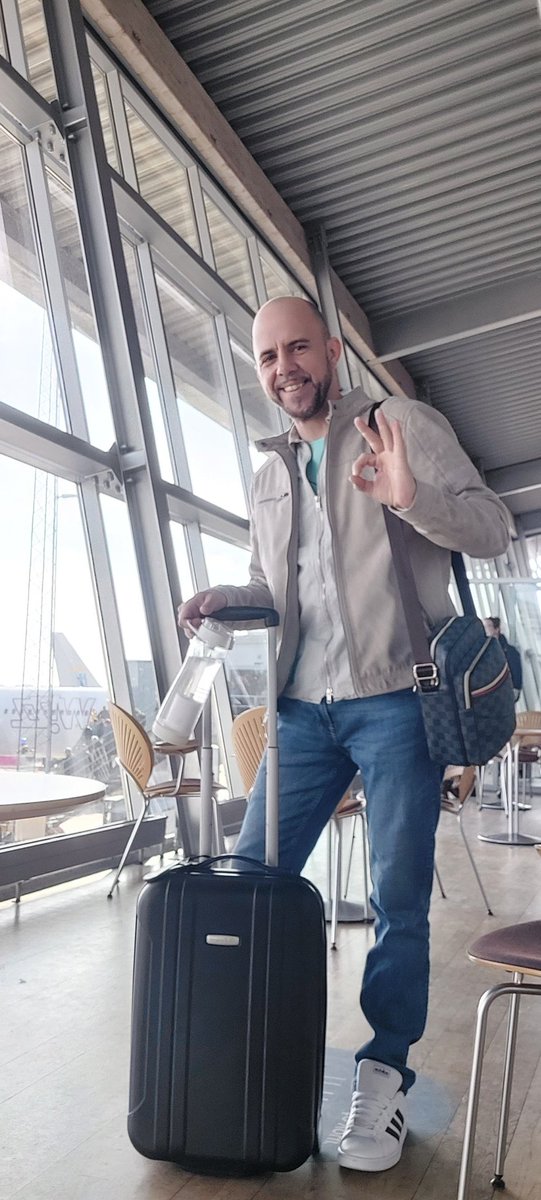 AsafteiEduard's tweet photo. GM #crypto fam.
🤗A little positive energy
Have a wonderful weekend #newage #Puritii #travel 🍀🙏 https://t.co/e1Y19LU5Dy