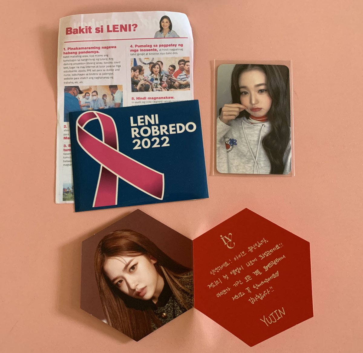 tzuseulmin's tweet photo. hii @haullyujin, wonyoung arrived safely !! thank you for the smooth transaction and for the yujin message card and leni freebies ~ 💗

⸝⸝ #fromhaullyujin https://t.co/iEcNxGW6Y3