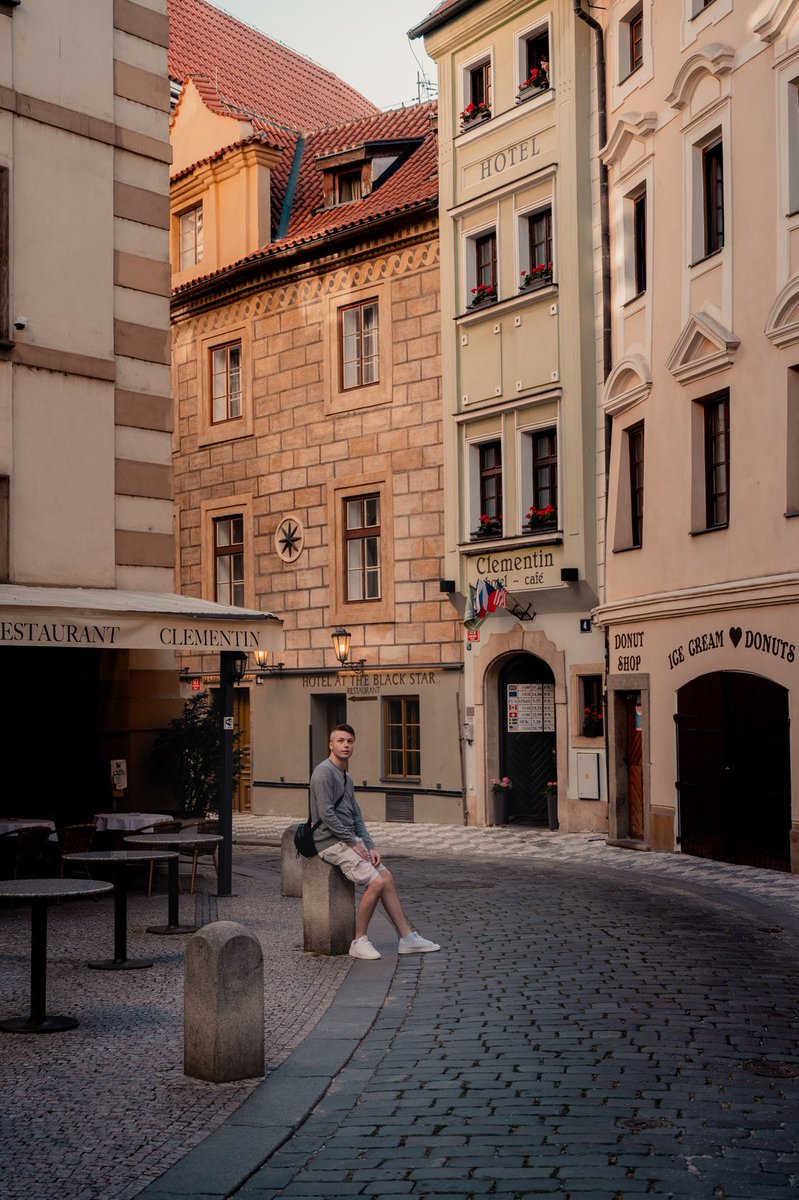 SimonNordh's tweet photo. Old Town Prague is located in central Bohemia along the Vltava River and it is the largest city of Czech Republic. Also known as the “Golden City,” the Prague Old City has been included in the World Heritage Sites of UNESCO and it is the sixth most visited city in all of Europe. https://t.co/3nk5huh2Kj