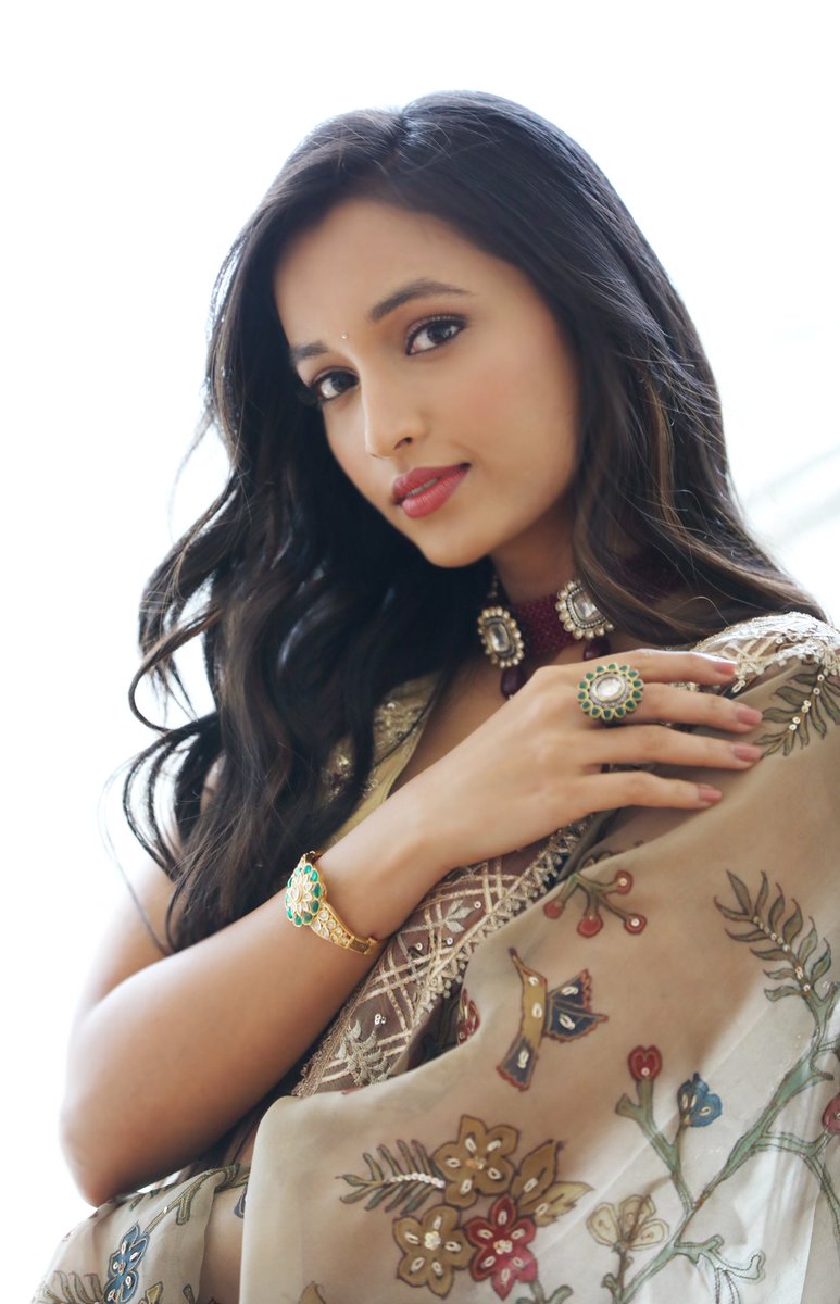 SrinidhiShetty7's tweet photo. ♥️😇 https://t.co/ttTaTj8370