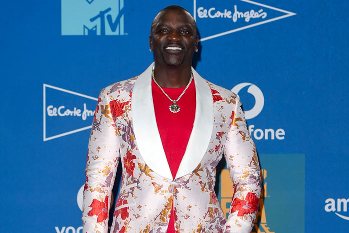 Happy Birthday, Akon

~Nobody wanna see us together but it dont matter no, cause i got you. 