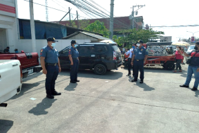 kabacan5's tweet photo. PCOL HAROLD SALAZAR RAMOS, Provincial Director CPPO of Brgy. Amas Kidapawan City conducted field visit and inspection at Kabacan Municipal Police Station headed by PLTCOL SUNNY R LEONCITIO, ACOP in relation to the observance of Semana Santa and Ligtas SUMVAC 2022. https://t.co/YGrCORdDtT