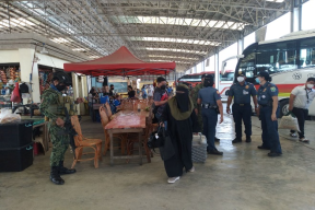 kabacan5's tweet photo. PCOL HAROLD SALAZAR RAMOS, Provincial Director CPPO of Brgy. Amas Kidapawan City conducted field visit and inspection at Kabacan Municipal Police Station headed by PLTCOL SUNNY R LEONCITIO, ACOP in relation to the observance of Semana Santa and Ligtas SUMVAC 2022. https://t.co/YGrCORdDtT
