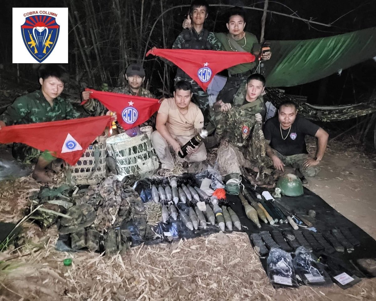 pyaezone's tweet photo. KNLA's cobra column forces found a sweden-made Carl Gustaf 84mm catrige after they defeated MAH's terrorists in LayKayKaw; Karen state.
How did these ended up in sit tat's hands despite sanctions? #Sweden #Myanmar @SweMFA 

https://t.co/FnxHAwueeO https://t.co/hbGJtWgx1h