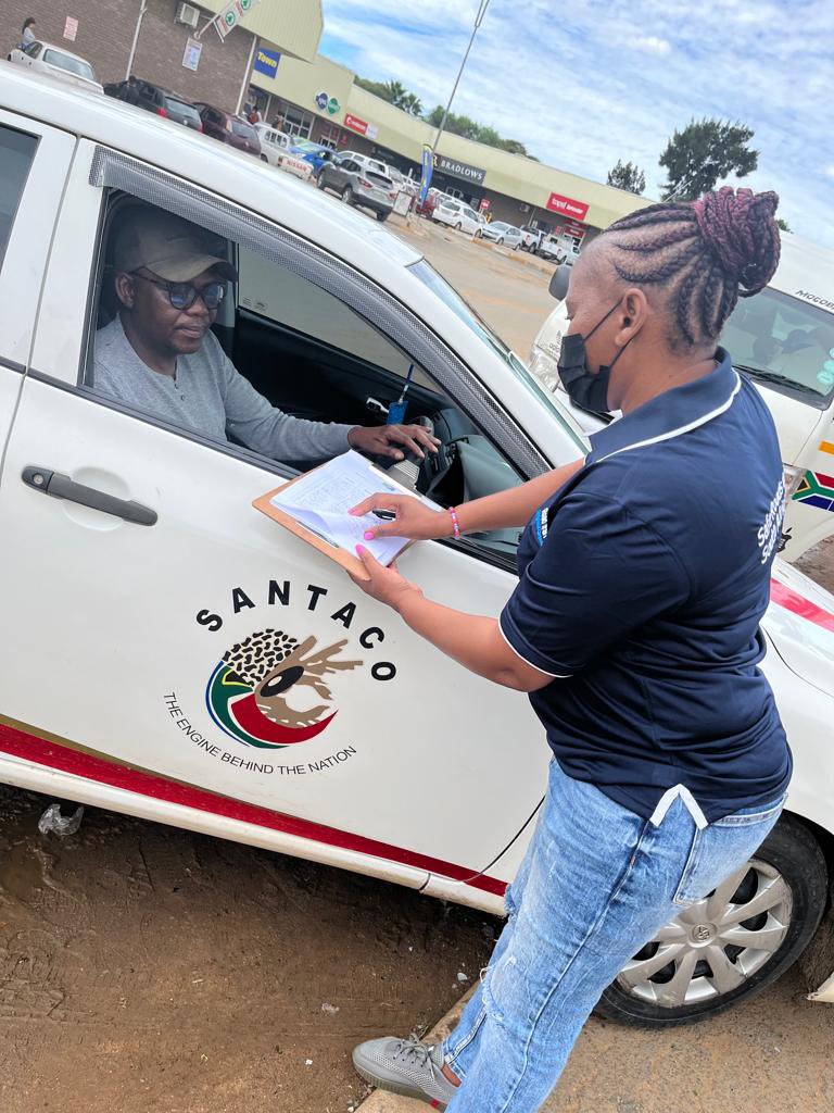 TrafficRTMC's tweet photo. #RoadSafety campaign at Hartswater Taxi Rank focusing on #seatbelts, and passenger safety. https://t.co/he5QjDuhS6