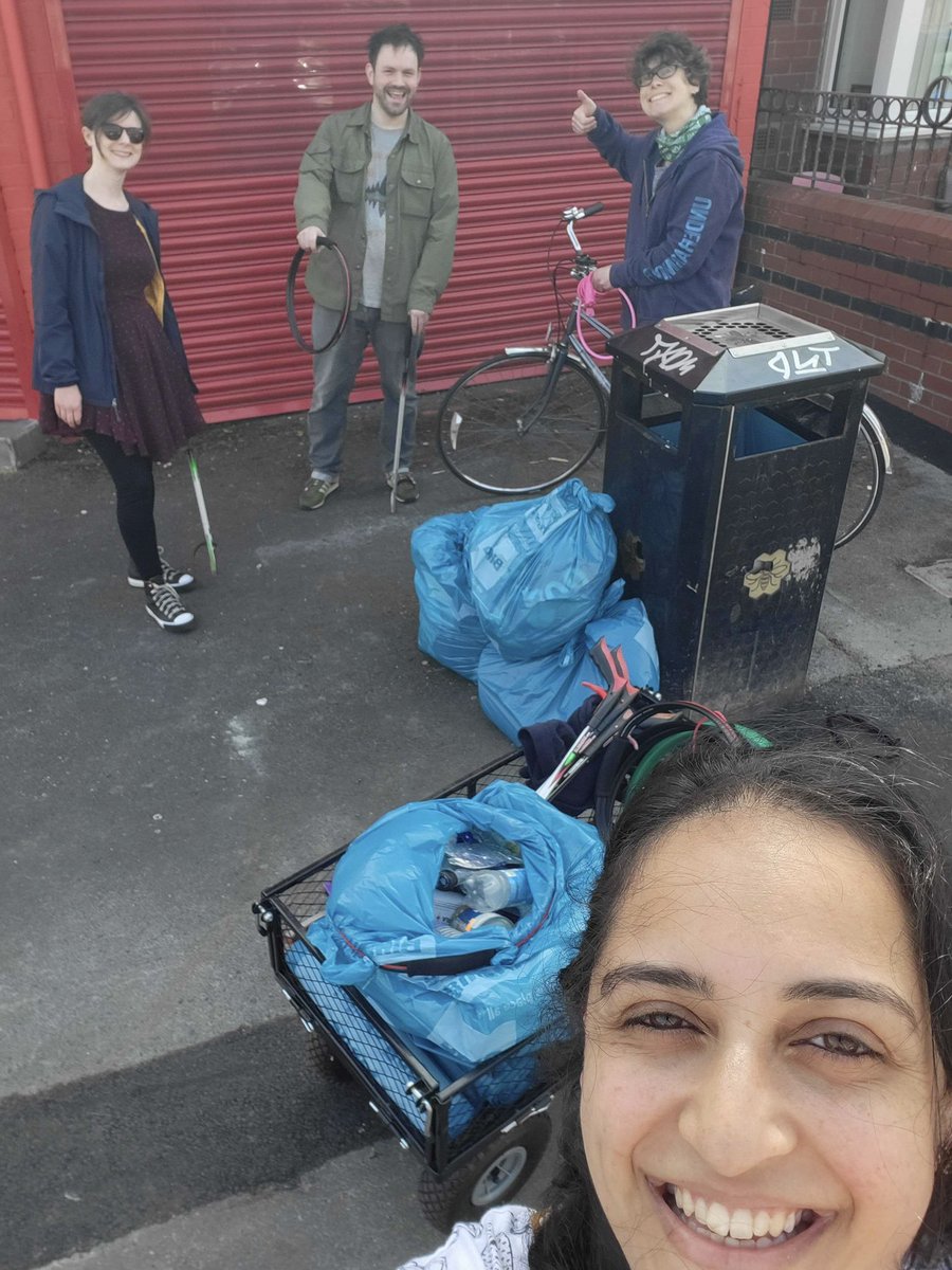 moss_side_eco's tweet photo. Another six and a half bags of litter, including one bag of recycling, removed from the streets of Moss Side today, thanks to this fabulous four. 🙌 #MossSidePride #KeepManchesterTidy https://t.co/RgfMjt1pRL