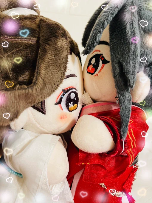 今日お迎えに行ってきた花怜ぬいちゃん
動く〜〜〜お座りできる〜〜🥹
殿下に触れられるよろこびで思わずおでこにキスしました🤍 