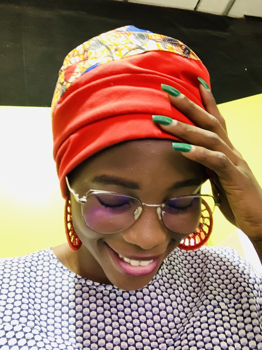 Lady_Fiel's tweet photo. Ce matin j’étais à DBS pour parler de mes petites activités. 😍
J’étais l’invitée de Fatima à qui je dis encore merci pour cette opportunité 🙏 

@ActuEvent2Fifi  &amp; @famille_20 , nous y arriverons. 
Papa God veille 🙏👌🏾
#MissVelo 🚴🏾‍♀️ https://t.co/iJYvbMnV5s