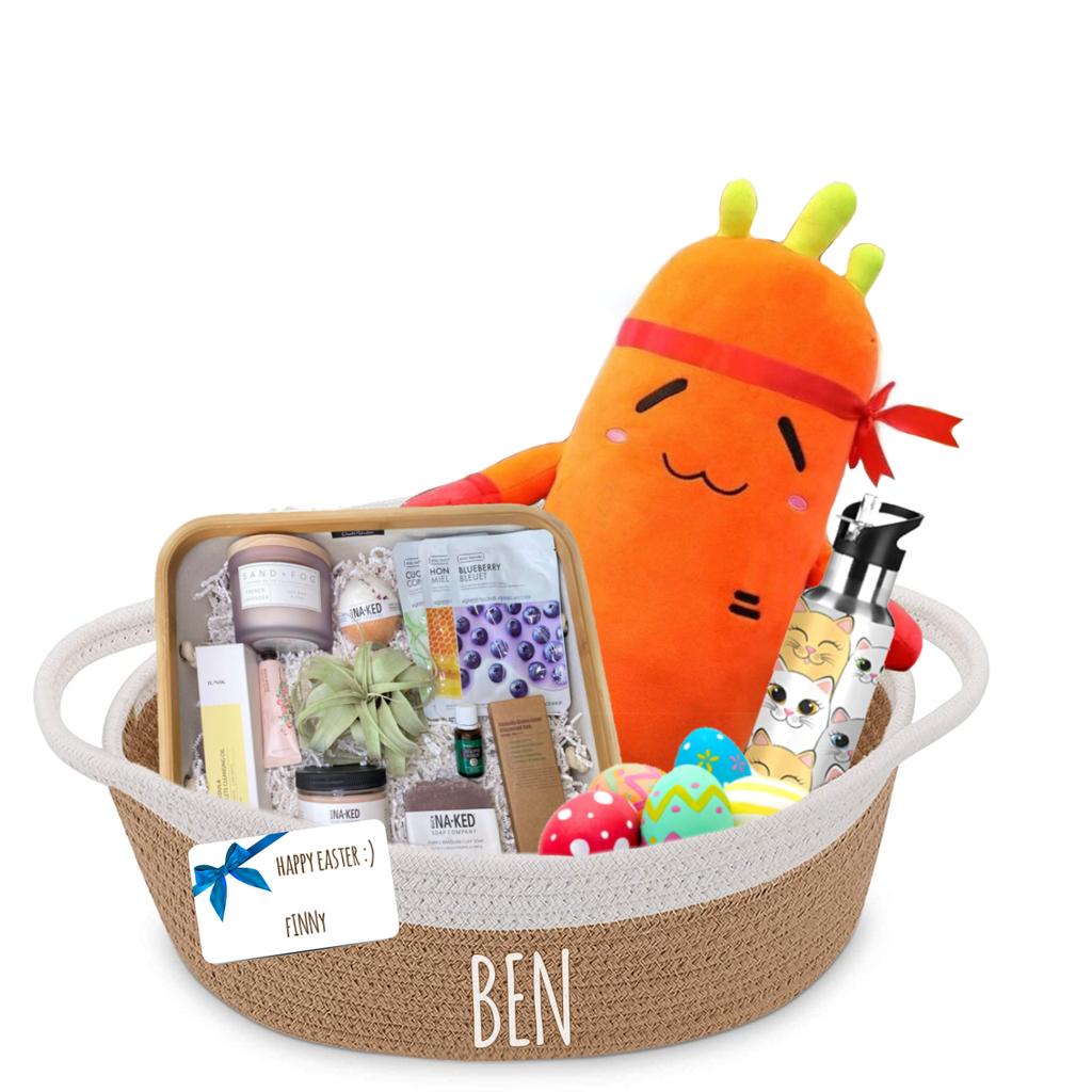 BeadsFinn's tweet photo. Hi @BenCameBackSolo, I'm your #secretbunny!๐ฐ๐ฅ
I got you a nice boxer carrot plush to spar with, a very Finny water bottle and an after-workout relax set for the tub. And uh, eggs.
Have a lovely restful weekend, mister man ๐ค https://t.co/FBzwA0DYSC