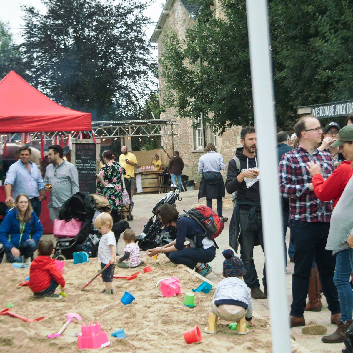 WildBeerCo's tweet photo. 5 WEEKS TO GO!

If you haven't got your Beer &amp; Cheese Festival tickets already, you might want to head over to our website and get them whilst you can! 

🎸 Music ✅
🧀 Food ✅ 
🎪 Entertainment for children ✅
🍺 BEER! ✅

https://t.co/wO1R0UNzSE https://t.co/8sf3TJt3fl