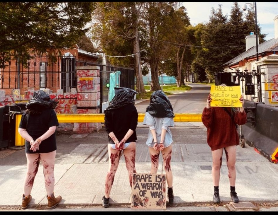 BeeNiBee's tweet photo. #RapeIsAWeaponofWar protest today at the Russian Embassy
STAND IN SOLIDARITY 
#UkraineWarCrimes https://t.co/nKUSTkWabs