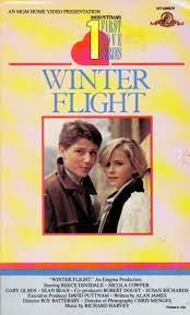 merlinpapin3's tweet photo. #PremièreFoisauCinéma 

#SeanBean dans #WinterFlight de #RoyBattersby (1984) il avait 25 ans 

@FredOL69007 https://t.co/694wNhdkP5