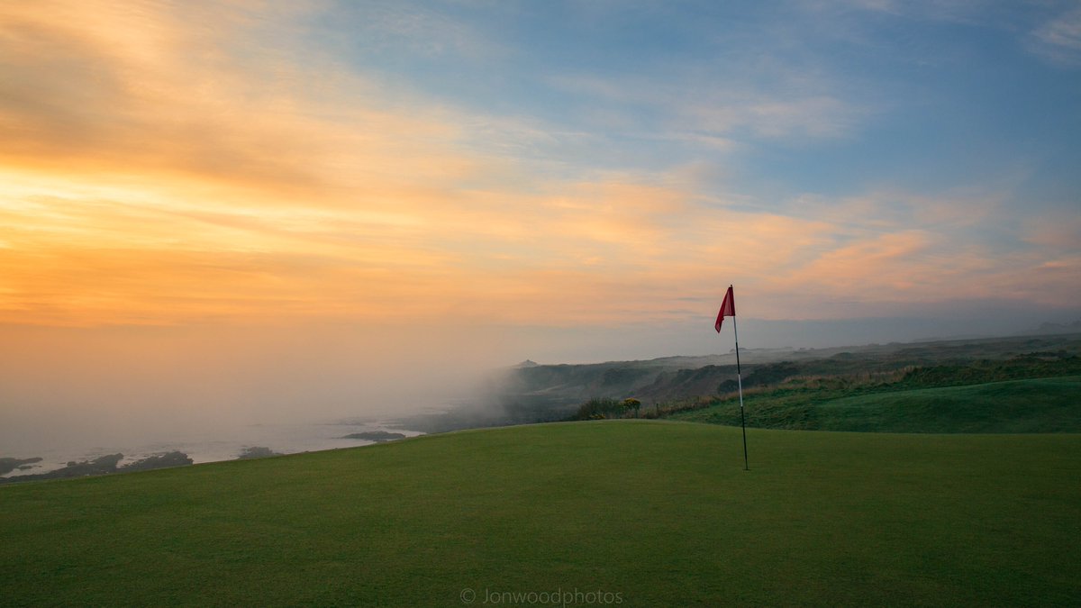 jonwood1978's tweet image. A beautiful start to the #EasterWeekend here at the #CastleCourse @TheHomeofGolf 🏌️‍♂️🏌️‍♀️#myoffice #earlystarts