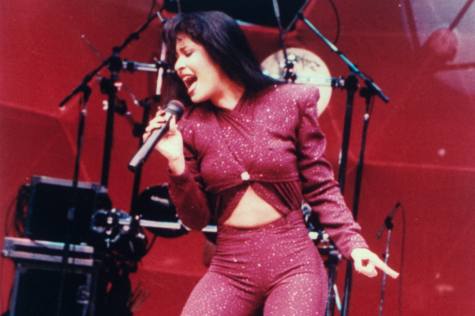 Happy Heavenly Birthday to Hispanic superstar Selena Quintanilla, who would have been 51 today. 