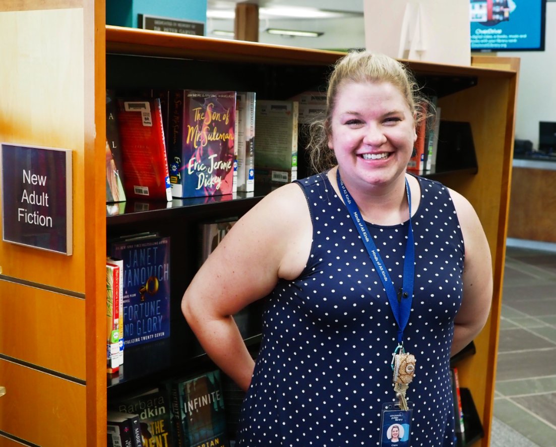 cincylibrary's tweet photo. At the heart of every library are librarians 💙 

Join us in thanking the amazing librarians at @cincylibrary and across the country on #NationalLibrarianDay! https://t.co/JjU802gHdq