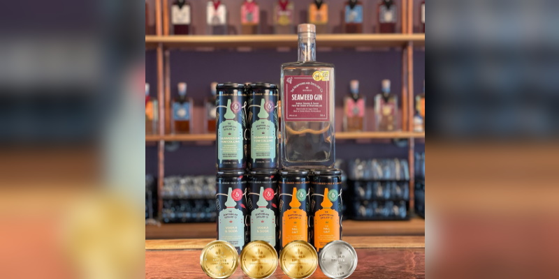 VOCMNEWS's tweet photo. Newfoundland Distillery Company Strikes Gold at World Spirits Competition 

https://t.co/9tT2kTPsDr https://t.co/322HNBzxwm