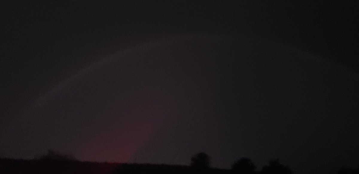 psuweatherman's tweet photo. This is a first....a moon rainbow! It was raining and the clouds broke up allowing the bright moon to shine through. So cool.  #cawx 🌕🌈 https://t.co/6etob3a4gp