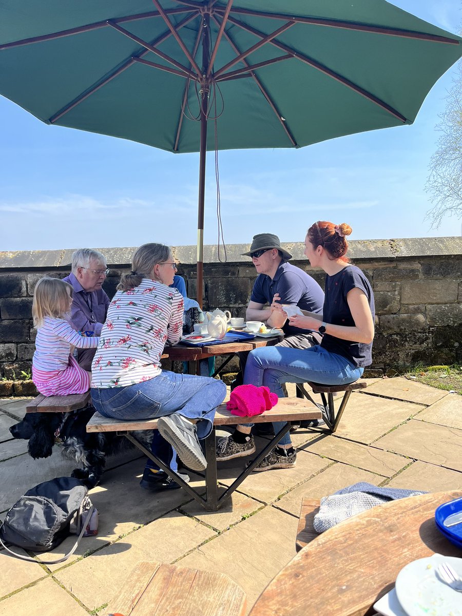 nickmilburn's tweet photo. Families having fun at Shipley Country Park! https://t.co/NeU0sLUq1u