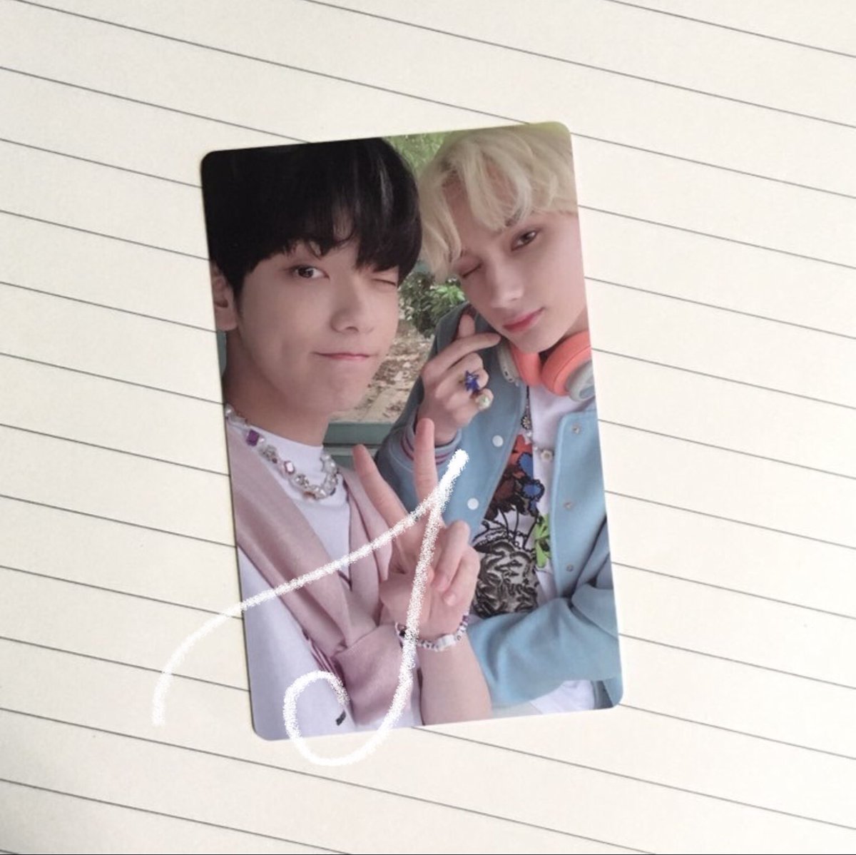 wonisaies's tweet photo. 💌 #woniwts

( wts lfb ph )

sookai 3rd h:our photobook unit pc
→ see 2nd photo for deets 

helping a friend
reply to claim !

# txt soobin hueningkai kai soob 
poca pc photocard sell hour https://t.co/FpRSnj9I0h