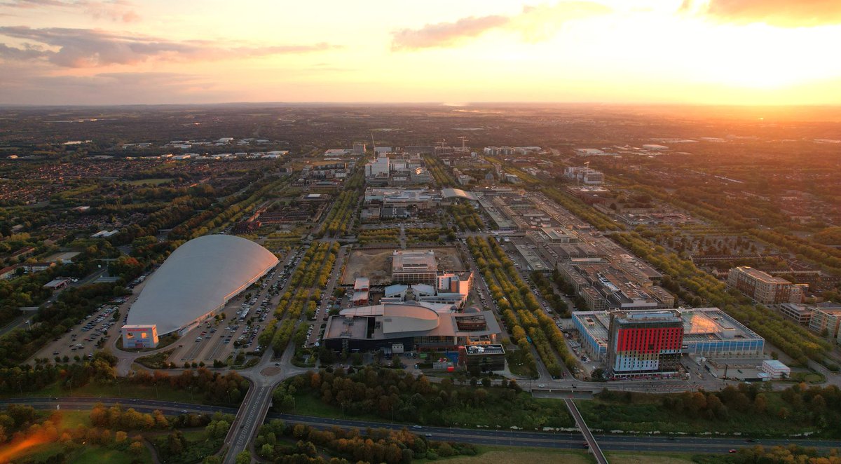 Looking for fun Online #Easter activities? Watch our 60 second  YouTube videos : ow.ly/cXE150IEJ5w  and tweet <a href="/MKExplorers/">New Town Heritage Explorers</a>  your creations!  Funded by <a href="/mkcouncil/">Milton Keynes City Council</a> <a href="/MKCityDiscovery/">City DiscoveryCentre</a> &amp; <a href="/HeritageFundL_S/">The National Lottery Heritage Fund London & South</a> thanks to National Lottery Players #LoveMK #NewTownHeritage #DigitalSkills