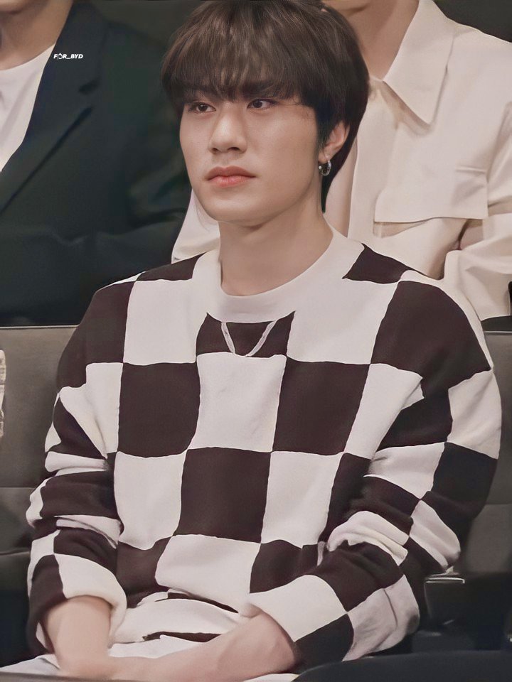 #방예담 #BANGYEDAM
<a href="/treasuremembers/">TREASURE</a>