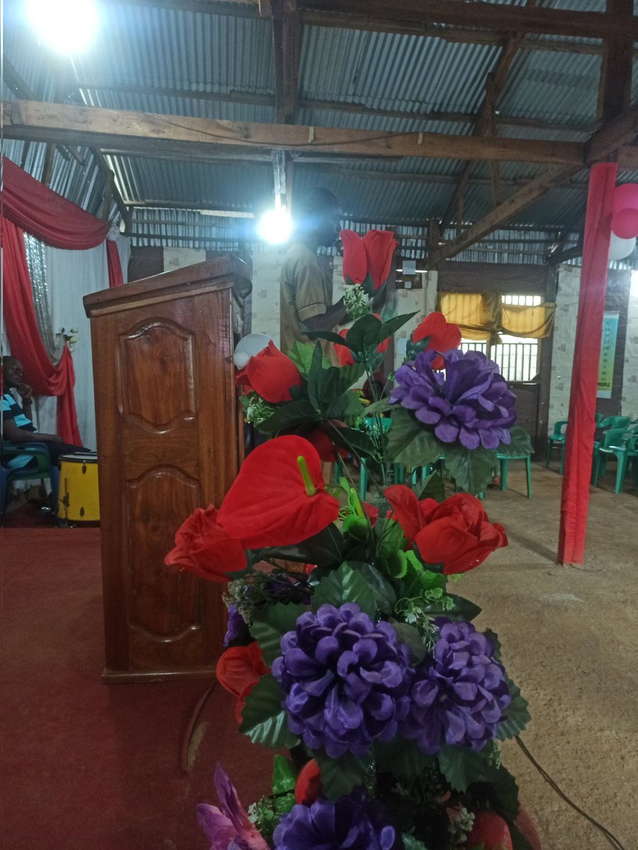 fgmfonchastreet's tweet photo. #HappeningNow
#EasterWeekend
#TheResurrectionPower
John 19:30
"When Jesus had received the sour wine, he said, “It is finished,” and he bowed his head and gave up his spirit."
Join us celebrate the death and resurrection of Christ, Friday to Sunday, 4.00-06.00 PM.
©April 2022 https://t.co/QvEvE14T39