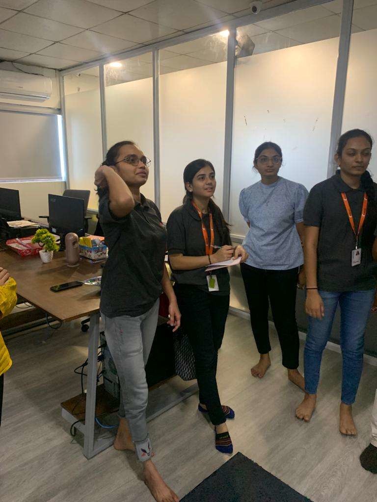 hexotix_india's tweet photo. Matching the level of madness weather it's Laughing, dancing, making fun, playing or winning.
Saturday is always a fun day.
#funatwork #saturdayspecial #fun #foxbrains #hiring #reactjs #nodejs #developerjobs https://t.co/xp1BOpO5O7