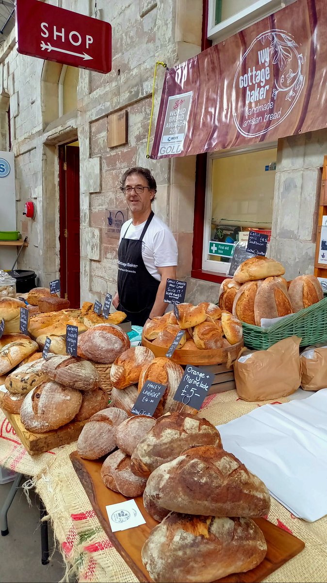 Theres bread and theres Ivy Cottage Baker bread 🍞 
#easterrally #kirkbystephen #bread #freshbread #specialitybread #shareyourloaves #onemanandhisbread #microbakery #supportlocal #SupportSmallBusinesses
