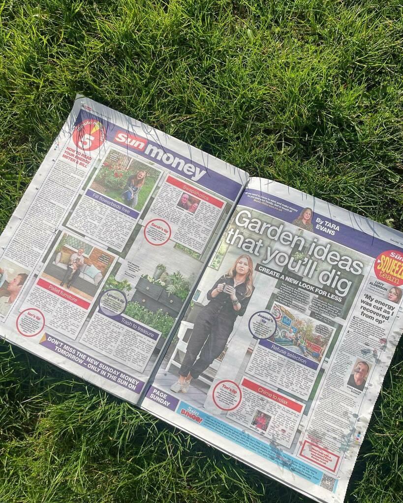 LynneLambourne's tweet photo. Iโm in @thesun today in the money section talking about the @the_bhf Reuse Revolution and encouraging you to shop second to style your outdoor spaces.
With the @the_bhf and some creativity you can have gardens that look fabulous for pennies!!!
#inthepaperstoday #readallโฆ https://t.co/RzJWy6vpgI