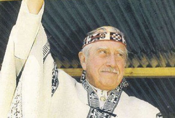 Gema06294876's tweet photo. Hasta la eternidad el maximo Lonko Augusto Jose Ramon Pinochet Ugarte! Piquense malditos zurdos re-culiaos. Hasta viendo una foto se cagan de miedo,cobardes,drogadictos,alcoholicos de mierda,buenos para nada,malos para todo. #CapitanGeneral #VivaPinochet #FelizSabadoSanto https://t.co/zWyddWQC6B