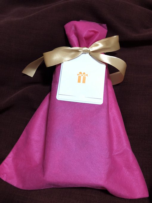 欲しリスからいただきました🙏 ありがとうございます🙇 早速使いたい&hellip;&hellip;！ 外で使ったら音聞こえちゃうかな〜 https://t.co/n6vE0zSLbU