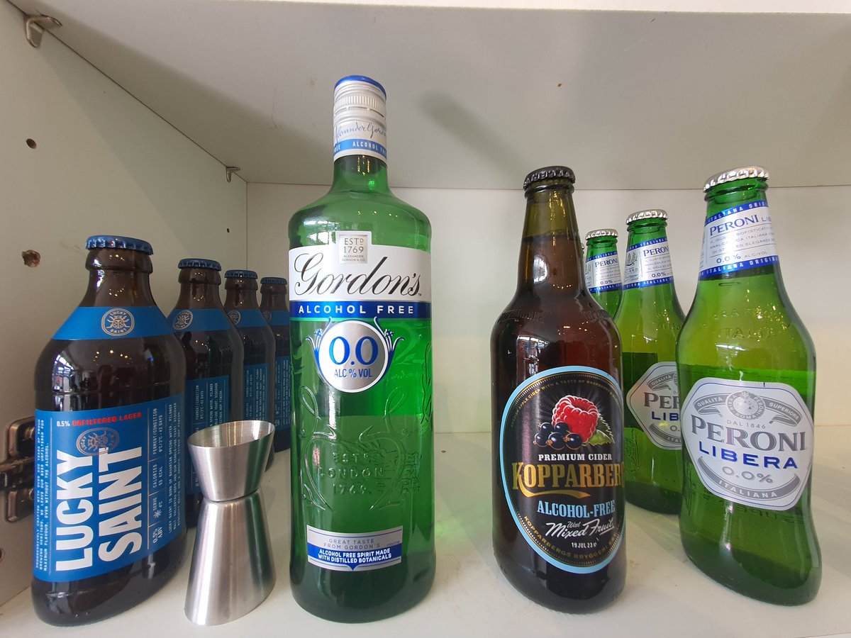BrewedPerfectly's tweet photo. Enjoy the sun with an ice-cold drink without the headache 😉 

 #enterpriseshoppingcentre #eastbournelocal #coffeeshop #eastbourne #youreastbourne #perfectlybrewed #easter2022 #nonalcoholicginandtonic https://t.co/vEyNI64TYC