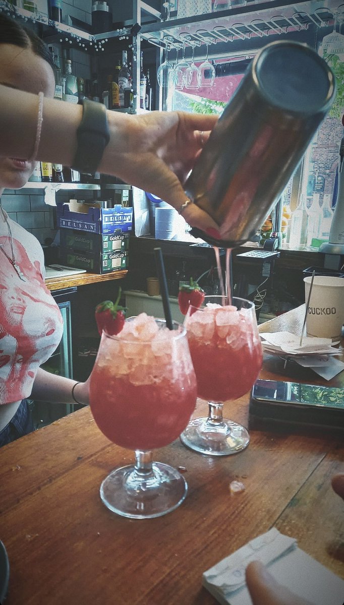 CuckooPrestwich's tweet photo. Straight in on the cocktails ๐ #boldstart https://t.co/0jqjP70S2P