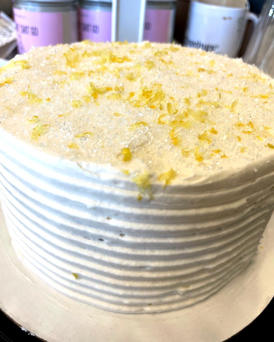 EatGreatness's tweet photo. SHE IS THE MOMENT ๐ฐ๐
The perfect Spring Easter treat!
Hope Lemon Cakes available in store today
#lemeoncake #gfcake #eastercake #glutenfree #vegangf #plantbased #veganbakery #eatgreatness https://t.co/d5Y9h3Dz7r